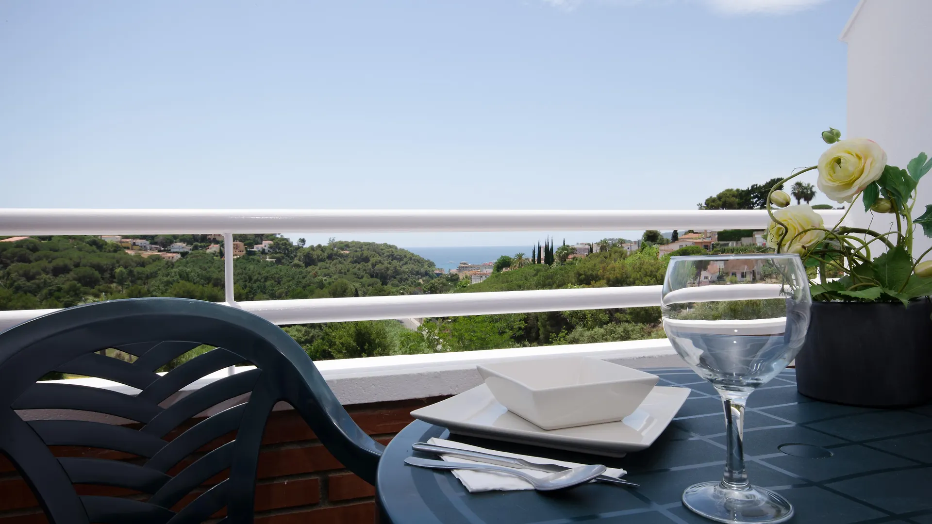 Apart-hotel Apartaments Els Llorers Lloret de Mar