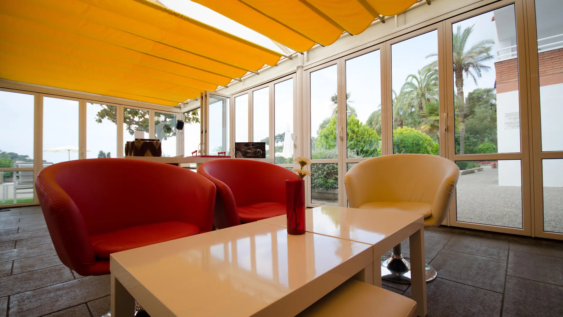 Apartaments Els Llorers Lloret de Mar Apart-hotel